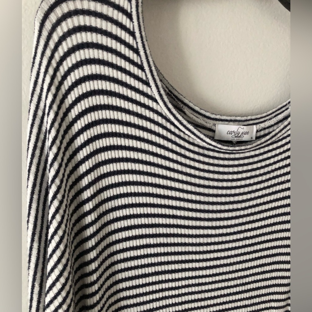 Carly Jean Striped Long Sleeve Top - Picture 2 of 5